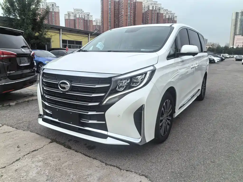 GAC Trumpchi M8 2022 — фото 1