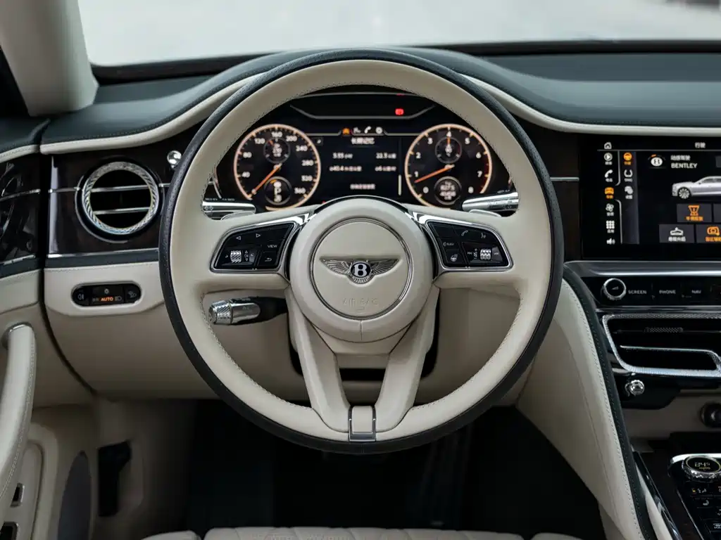 Bentley Flying Spur 2021 — фото 13