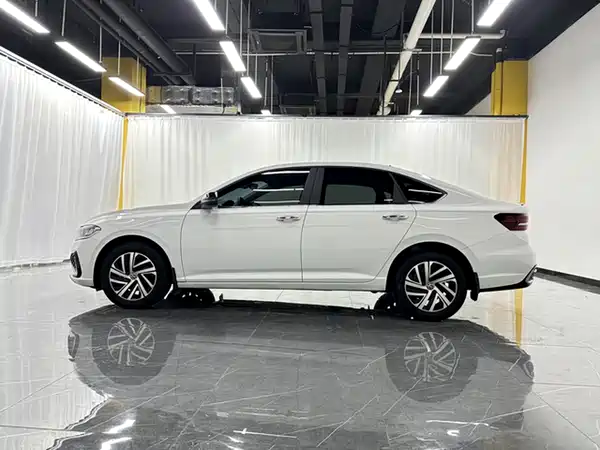 Volkswagen Lavida 2024
