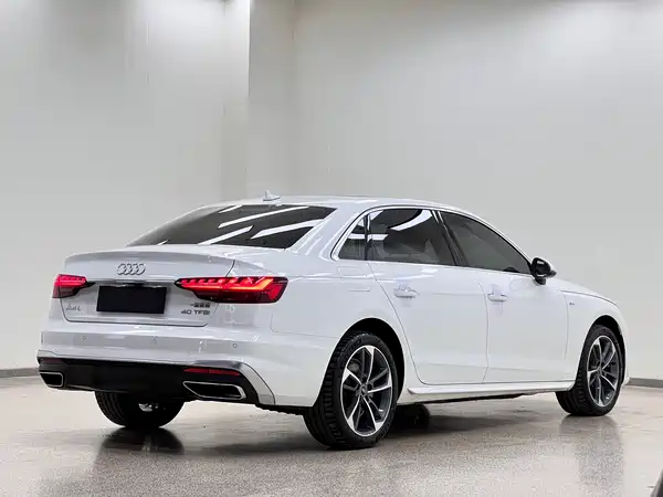 Audi A4L 2022