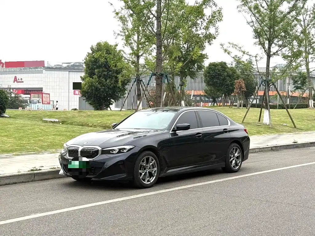 BMW i3 2024
