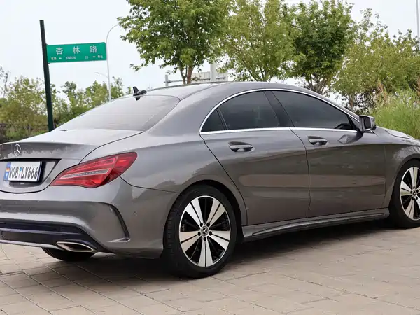Mercedes-Benz CLA 2018