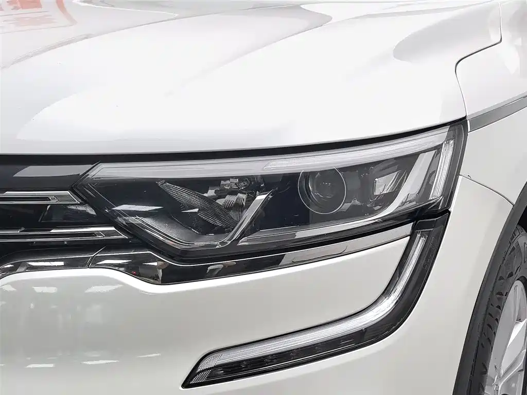 Renault Koleos 2017 — фото 7