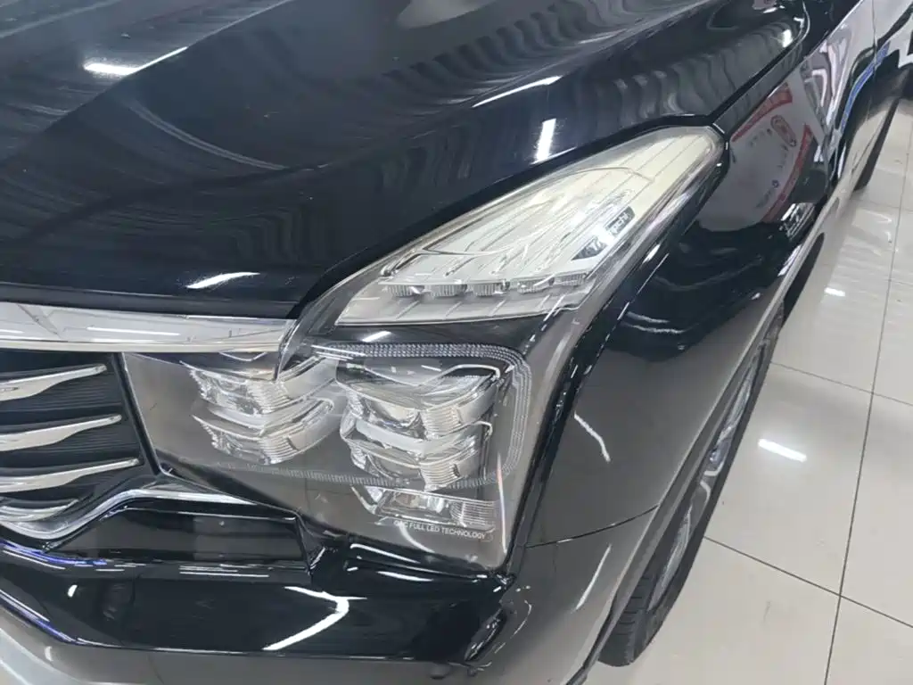 GAC Motor Trumpchi GS8 2017 — фото 24