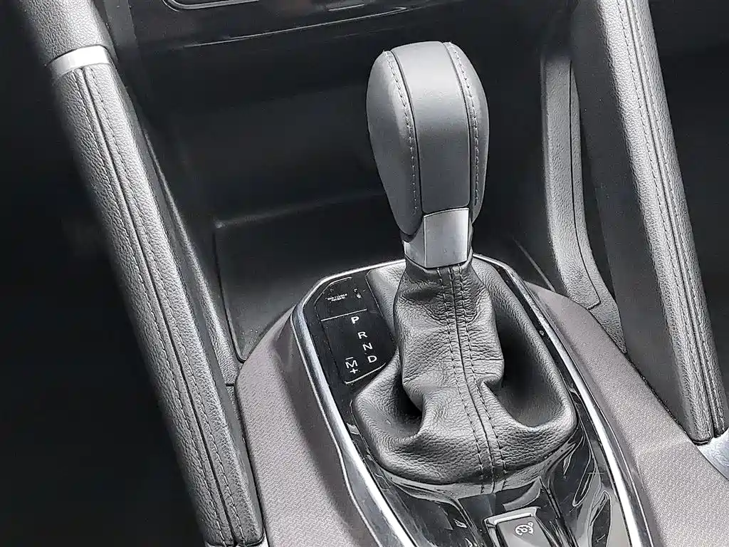 Renault Koleos 2017 — фото 13