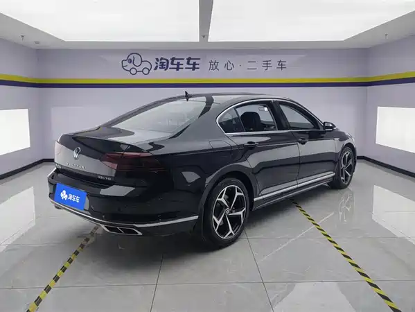 Volkswagen Magotan 2025