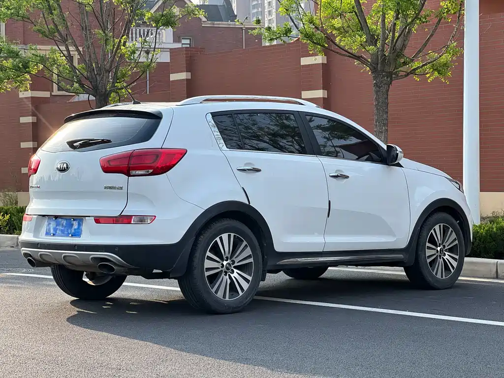Kia Sportage 2015 — фото 15