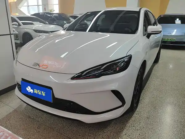 BYD Seal 05 DM-i 2025