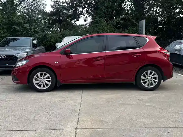 Nissan Tiida 2020