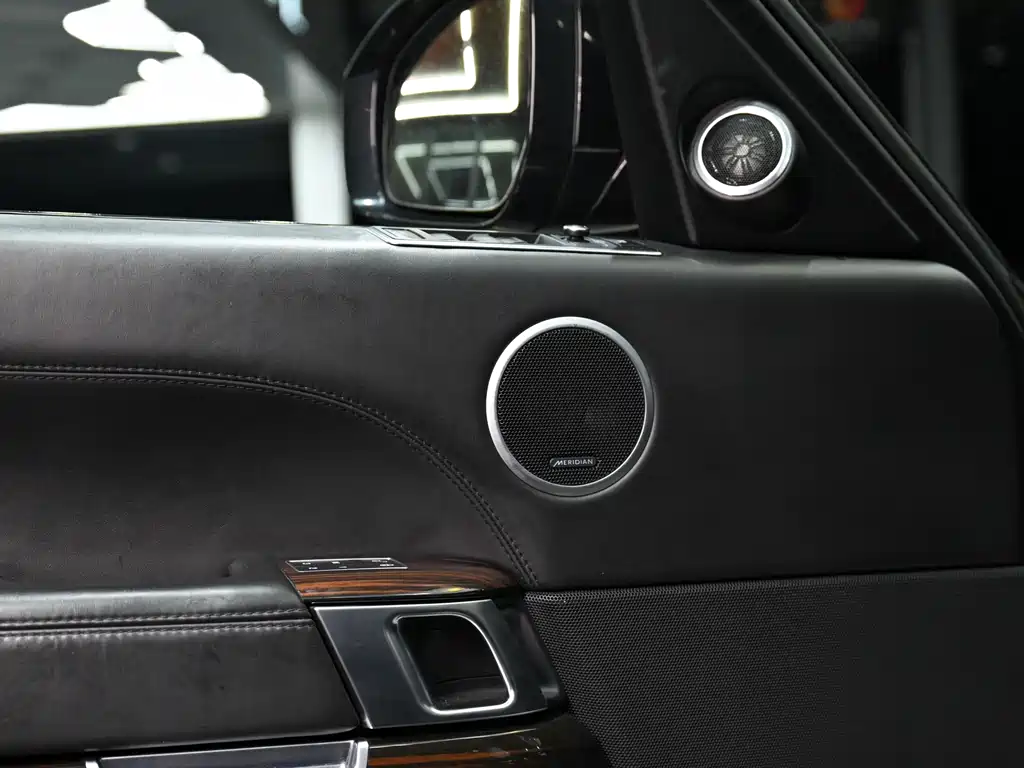 Land Rover Range Rover 2017 — фото 15