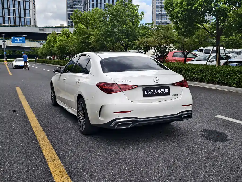 Mercedes-Benz C-Class 2023 — фото 6