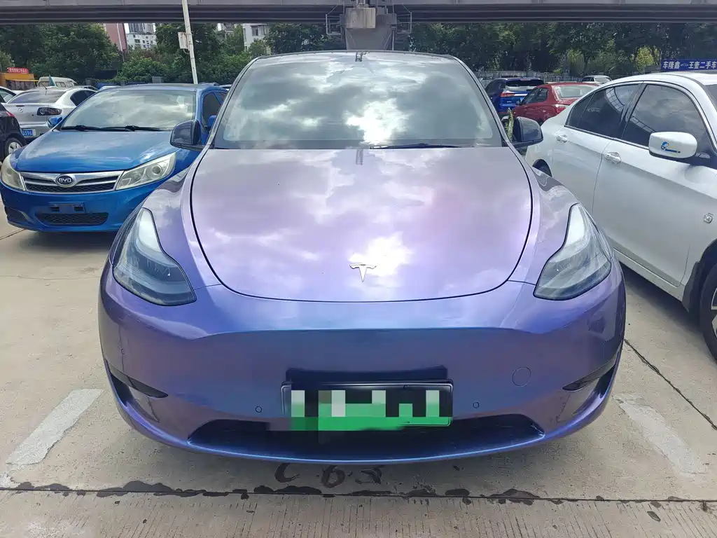 Tesla Model Y 2023 — фото 2