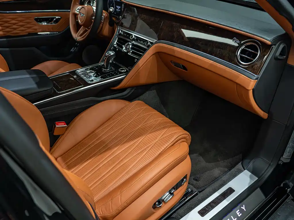 Bentley Flying Spur 2022