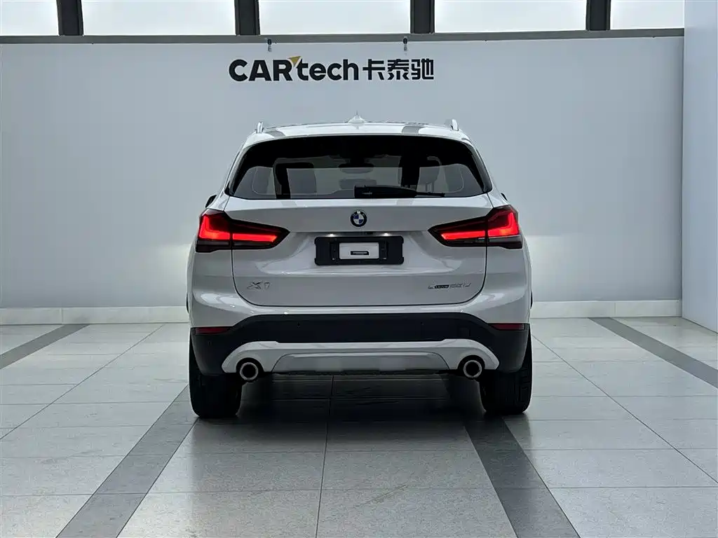 BMW X1 2022 — фото 5