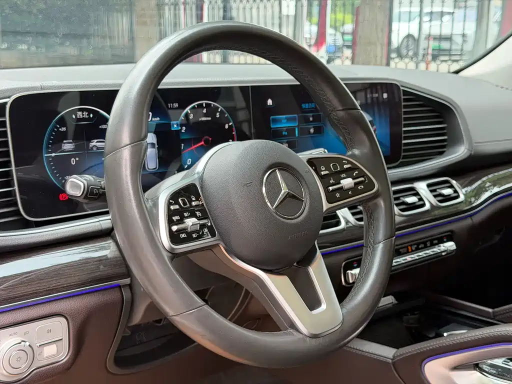 Mercedes-Benz GLE 2020 — фото 9