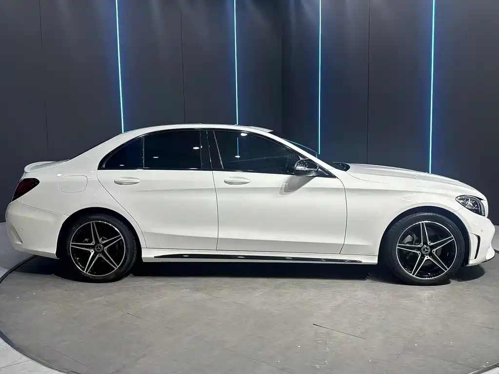 Mercedes-Benz C-Class 2020 — фото 5