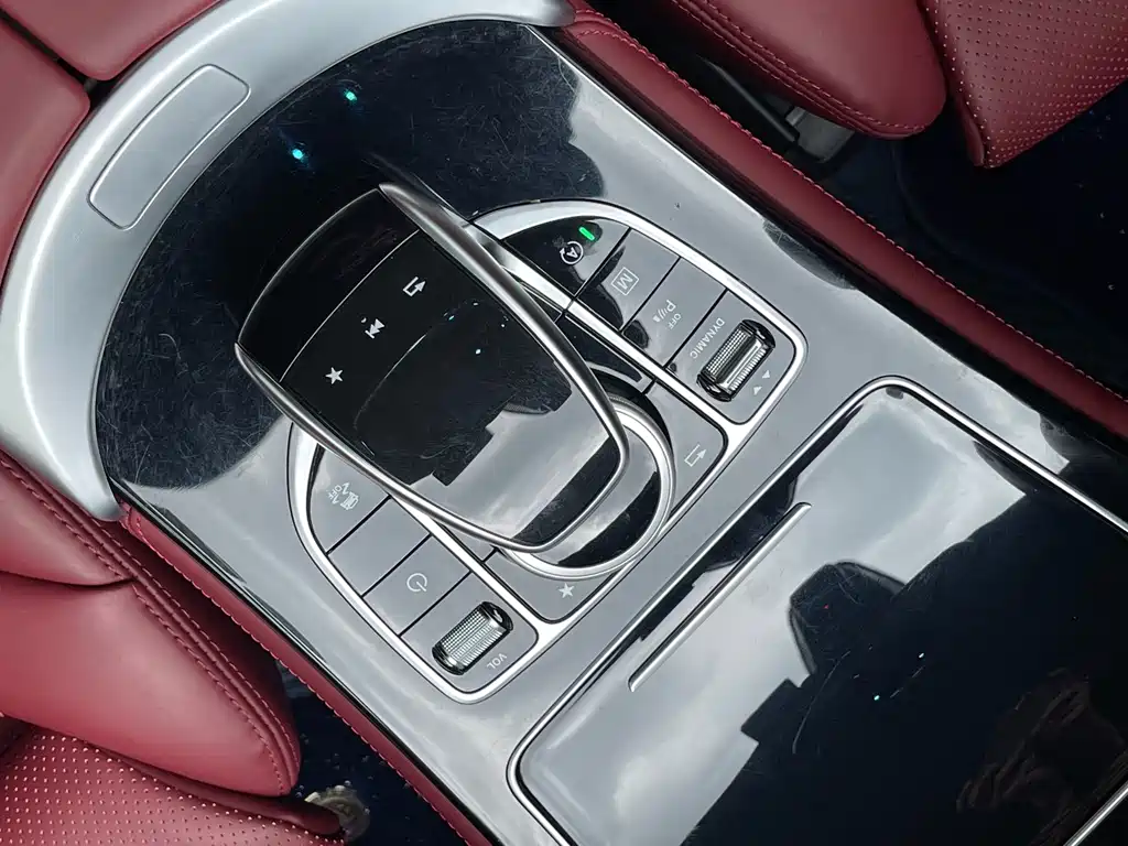 Mercedes-Benz GLC 2019 — фото 20
