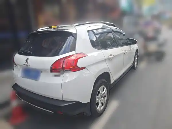Peugeot 2008 2015