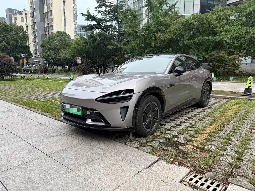 Xiaomi YU7 2025 — фото 1