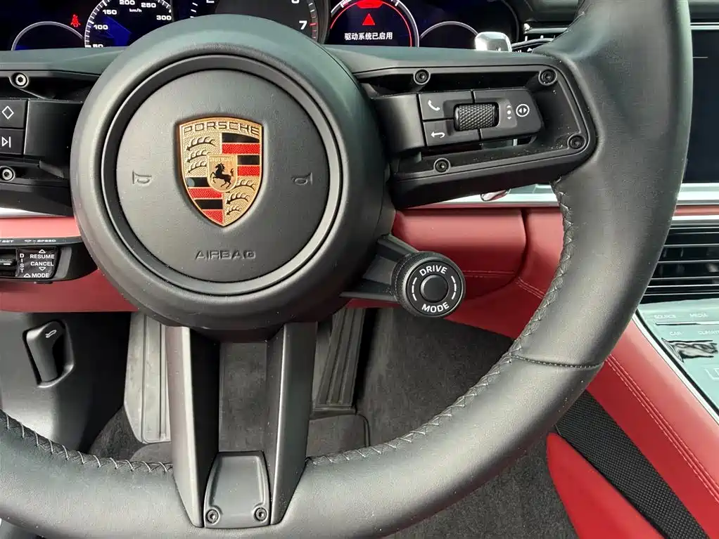 Porsche Panamera 2023 — фото 10