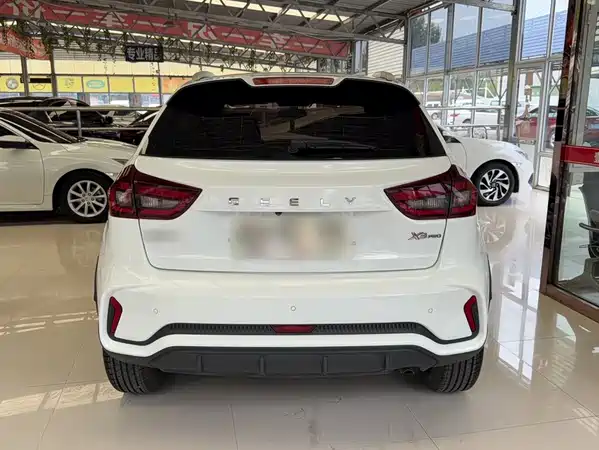 Geely Vision X3 2022