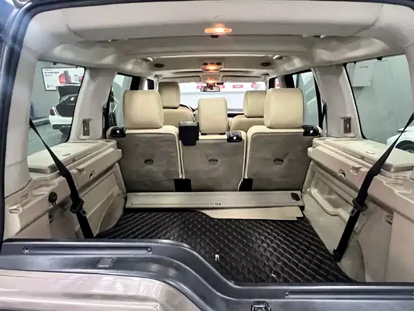 Land Rover Discovery 2011