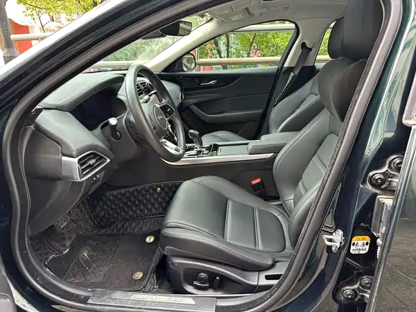 Jaguar XEL 2022