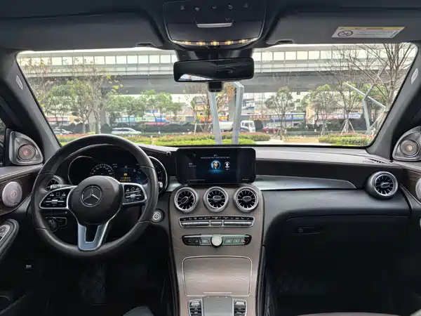 Mercedes-Benz GLC 2022