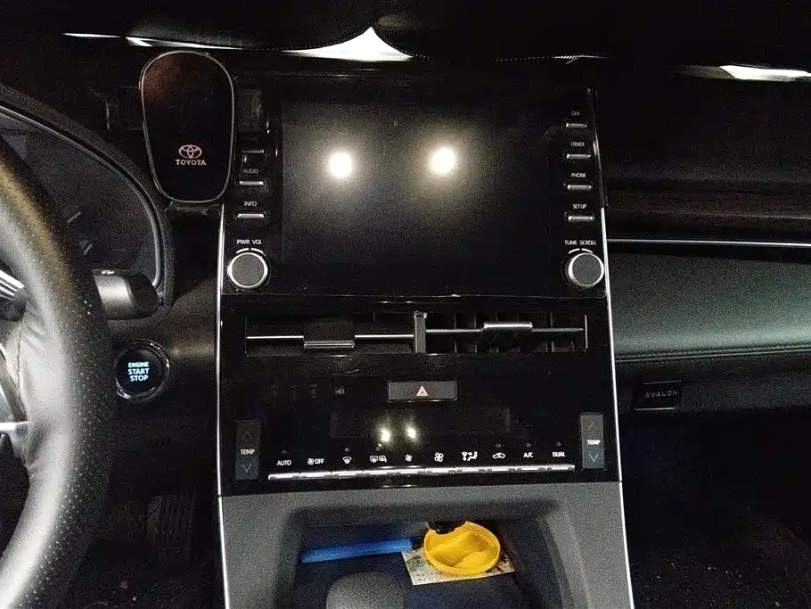Toyota Avalon 2021 — фото 13