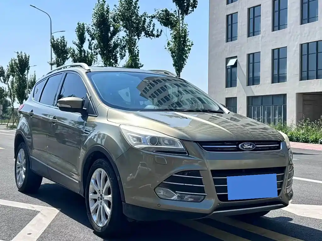 Ford Kuga 2014 — фото 3
