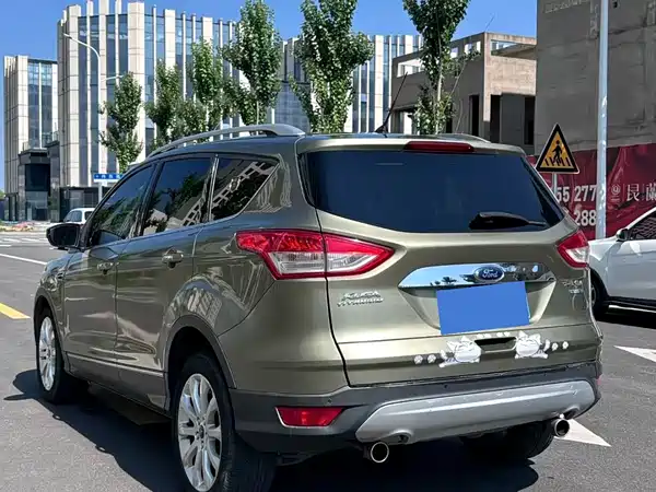 Ford Kuga 2014