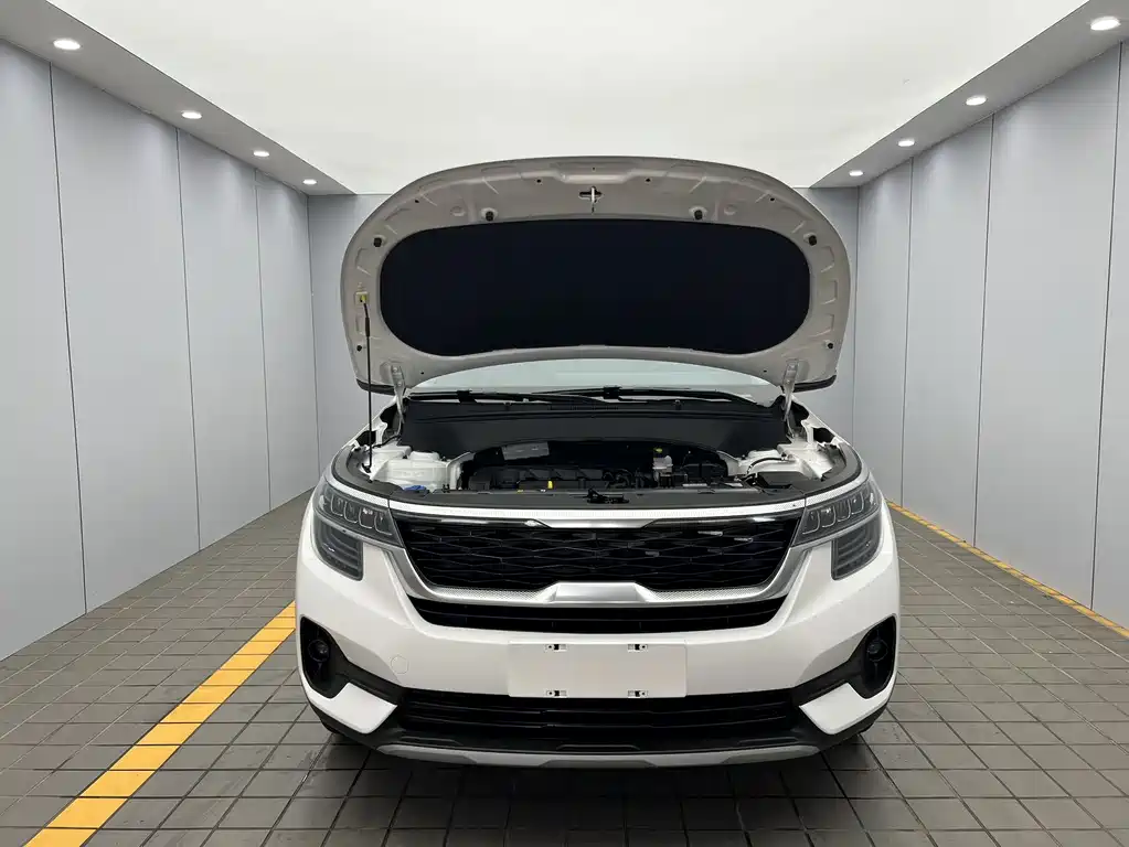 Kia KX3 2022 — фото 18