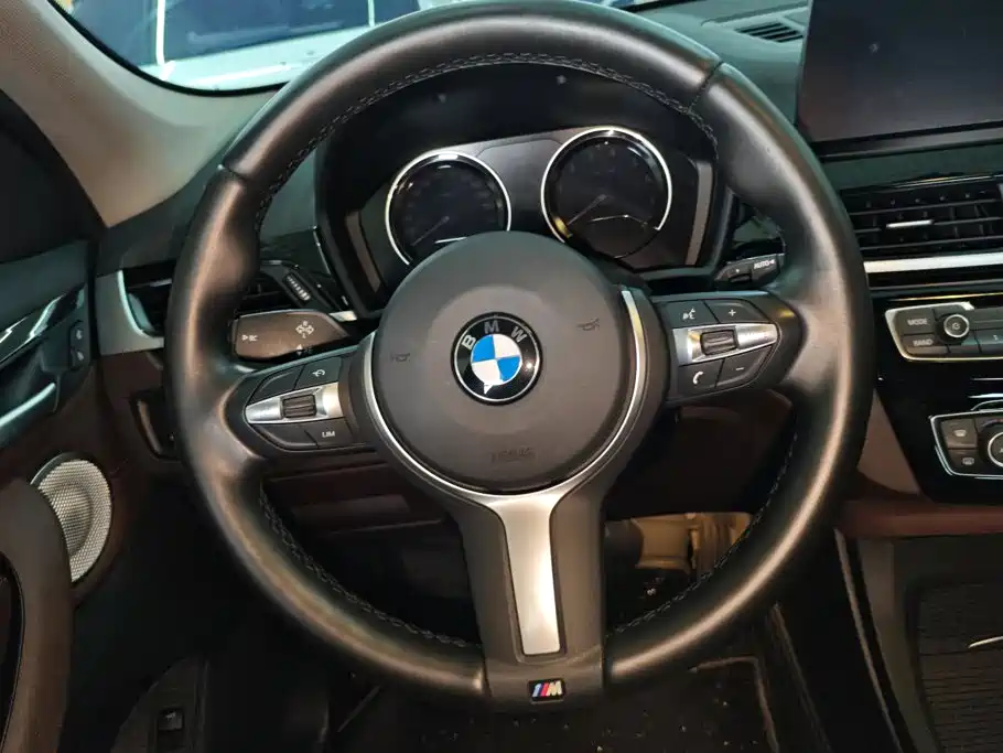 BMW X1 2023 — фото 15