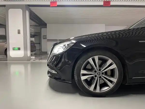 Mercedes-Benz S-Class 2020
