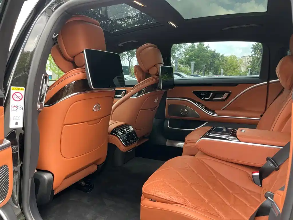 Mercedes-Benz Maybach S-Class 2021 — фото 13