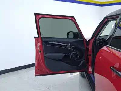 MINI MINI 2022