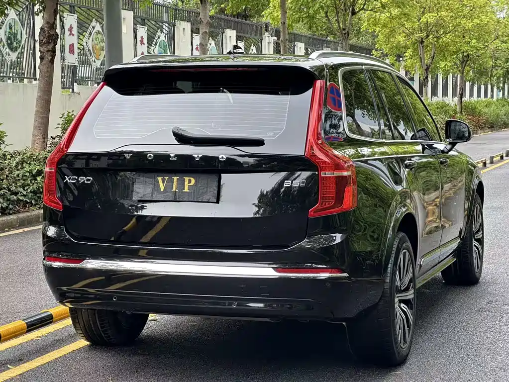 Volvo XC90 2023 — фото 7