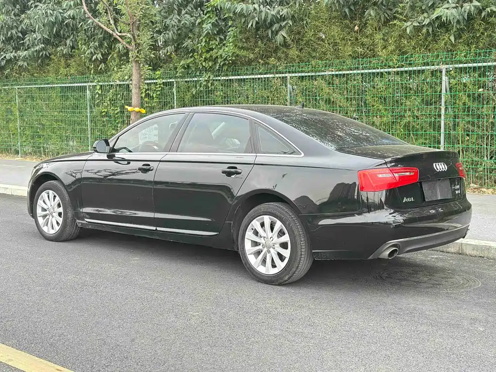 Audi A6L 2014 — фото 28