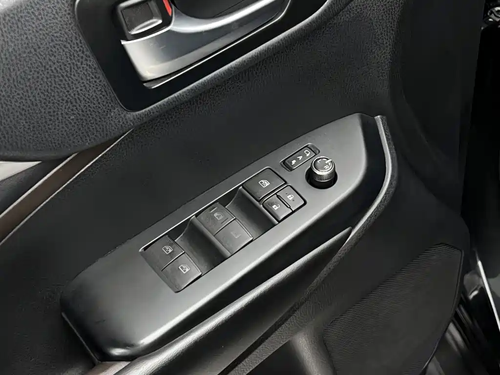 Toyota Highlander 2016 — фото 10