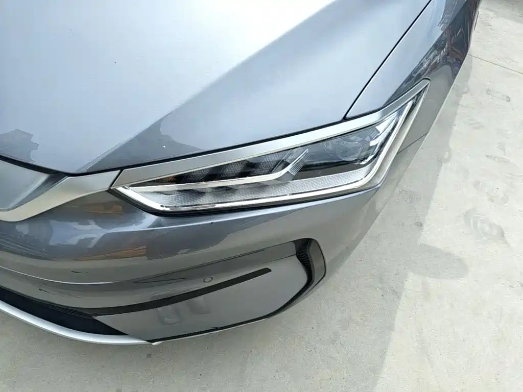 BYD Qin PLUS 2023 — фото 24