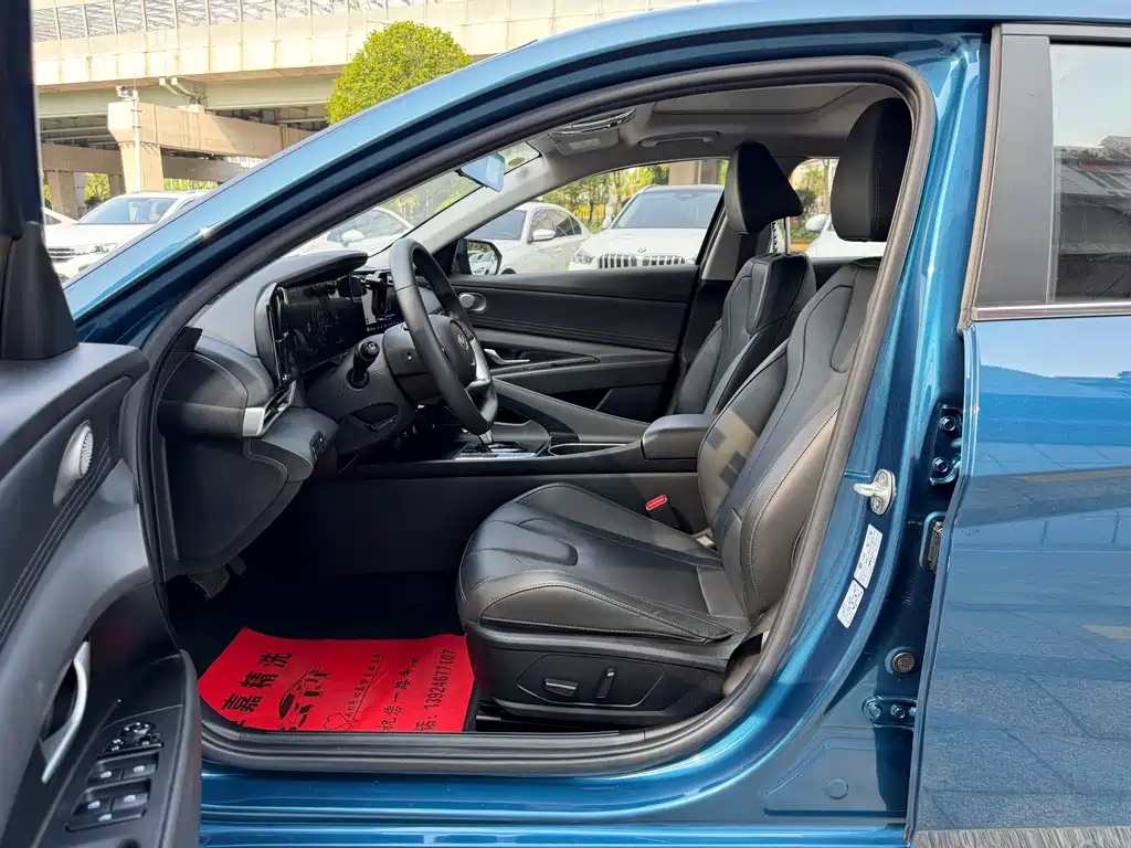 Hyundai Elantra 2021