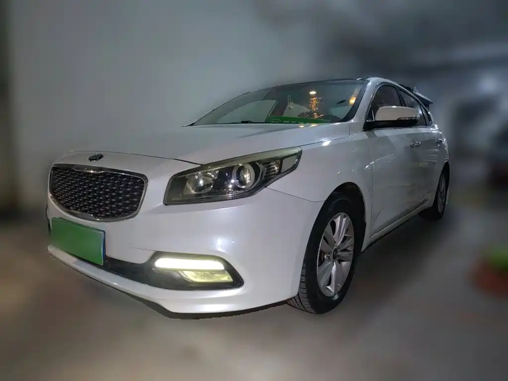 Kia K4 2015 — фото 1