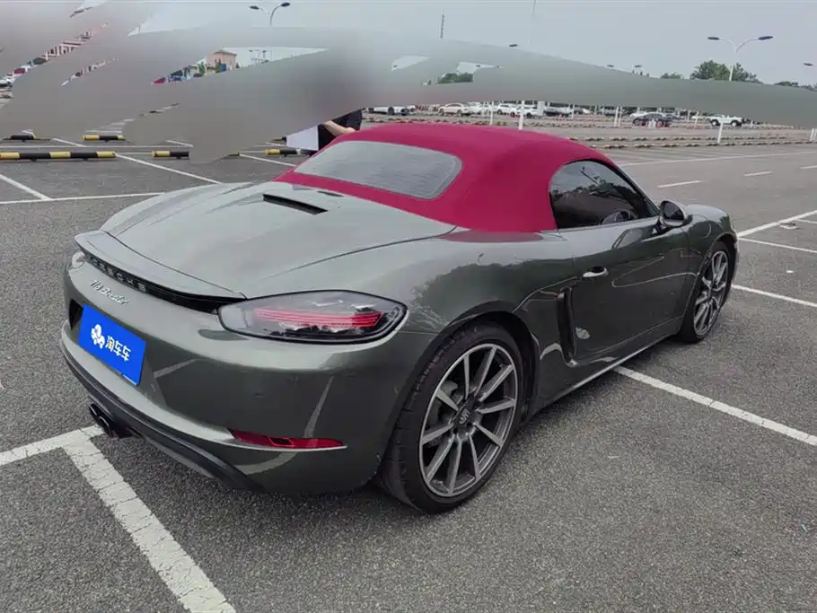Porsche 718 2022