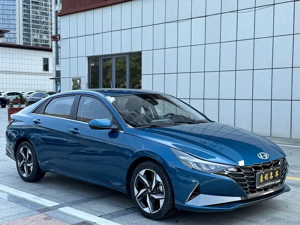 Hyundai Elantra 2021