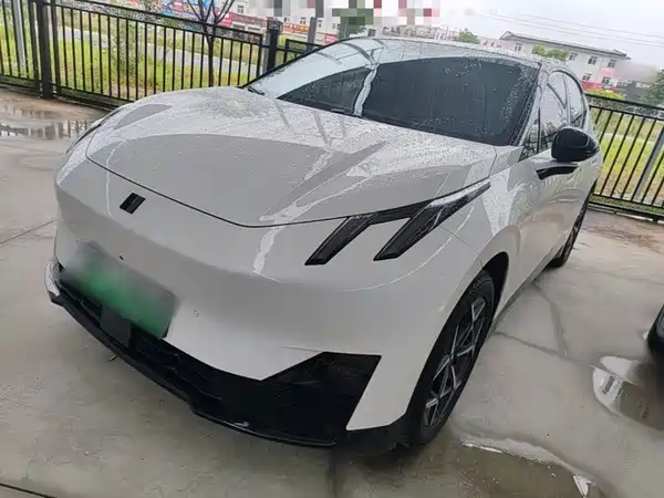 Lynk & Co Z20 2025