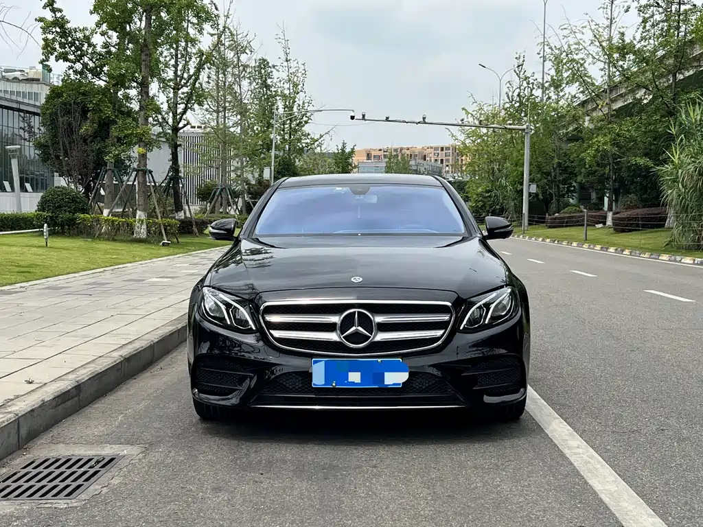 Mercedes-Benz E-Class 2018
