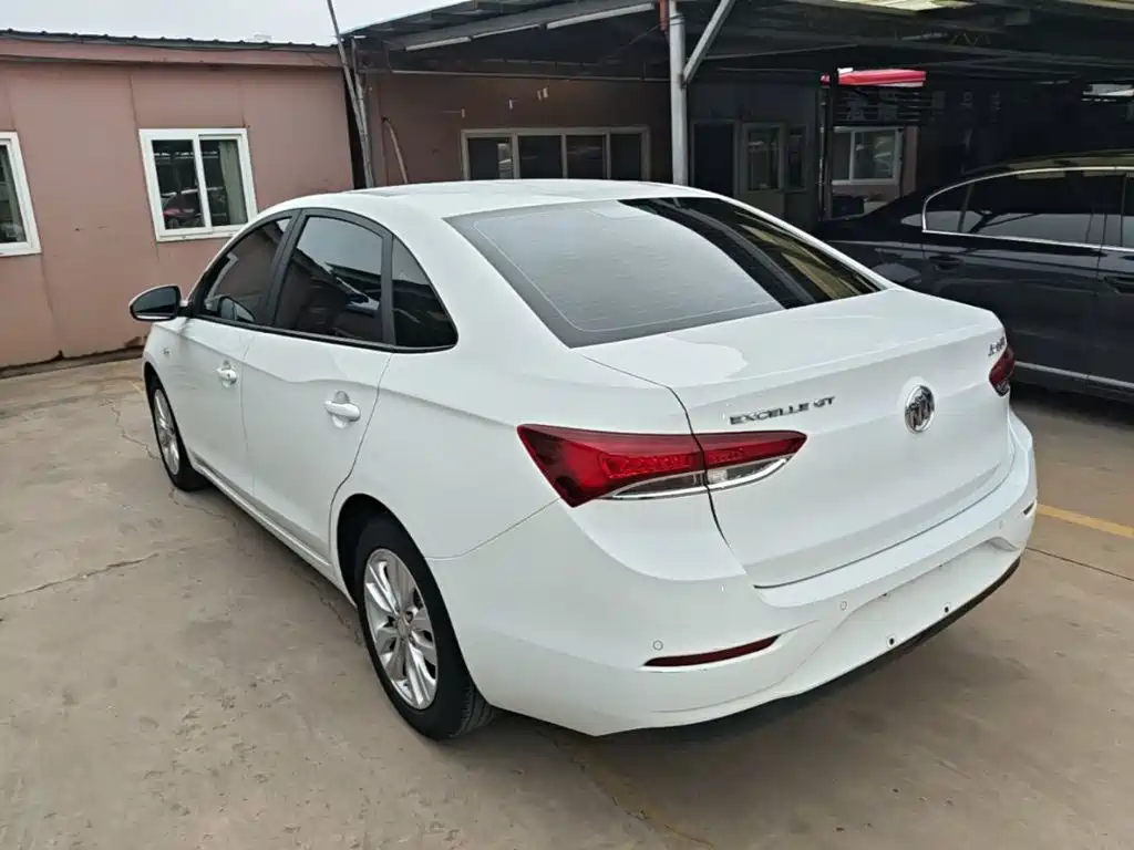 Buick Excelle 2022