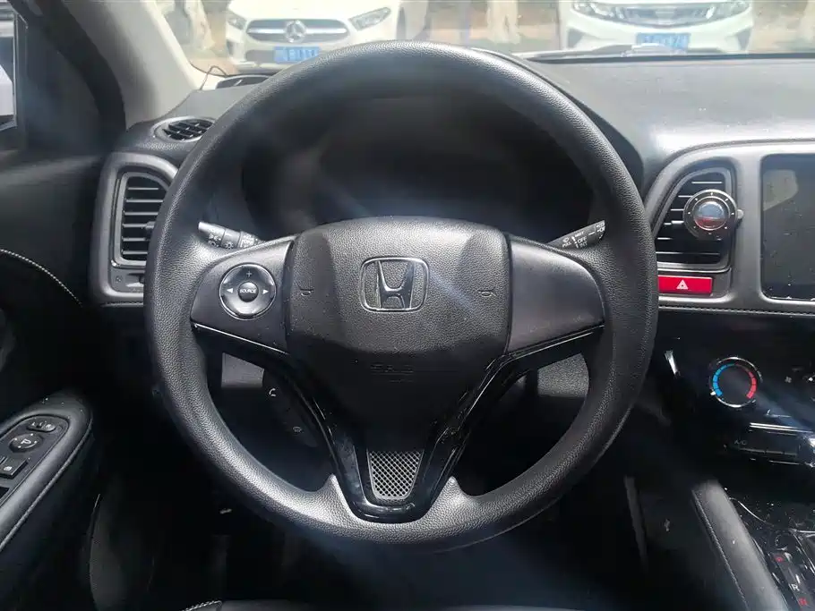 Honda Vezel 2018 — фото 15