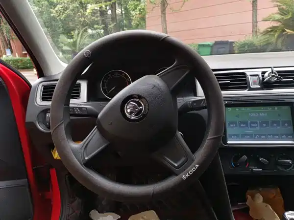 Skoda Rapid Spaceback 2016