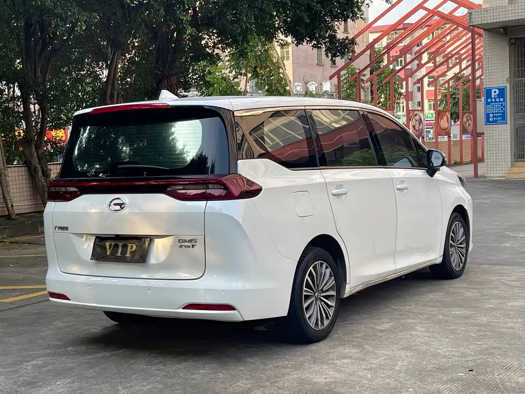 GAC Trumpchi M6 2020 — фото 4